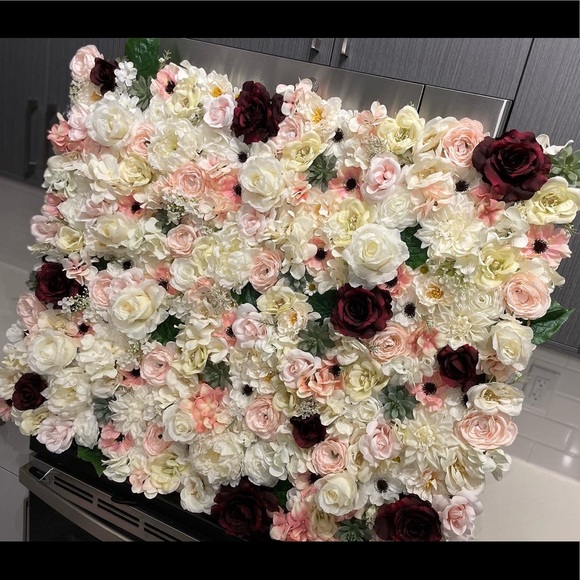 Custom Flower Wall - Picture 2 of 2